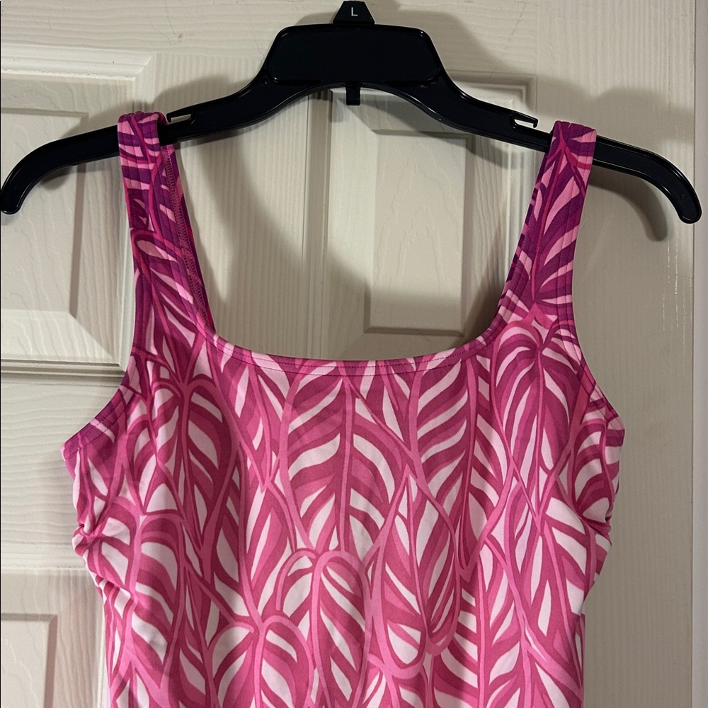 Lands’ End pink white swimsuit - Picture 2 of 6